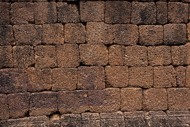 27-Prasat Ta Muen Thom-030